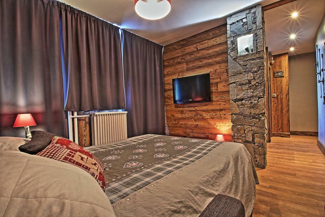 Roches Rouges Apartamento *